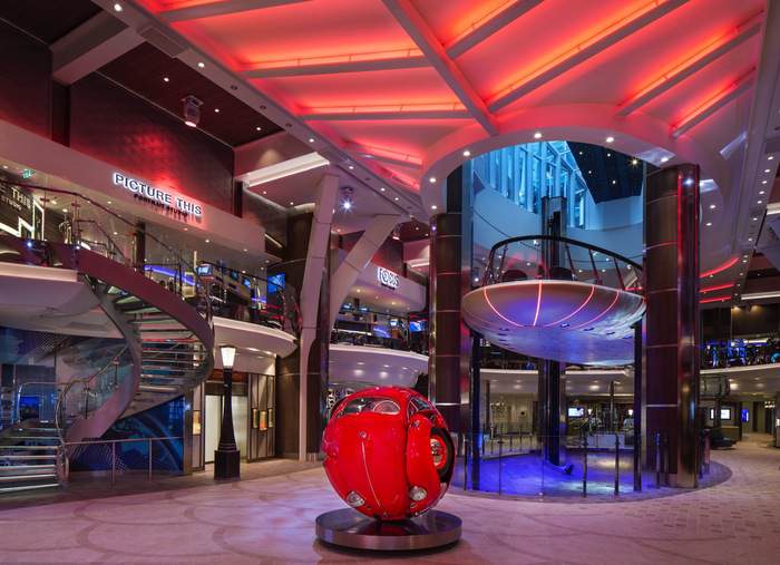 Royal Caribbean International, Symphony of the Seas, Rising Tide Bar 1.jpg